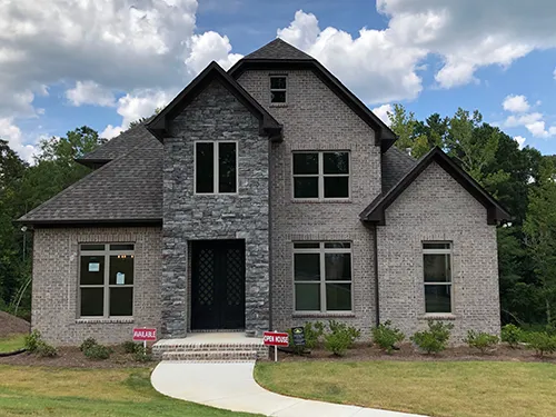 Exterior of home built with Alabama Bricks 2